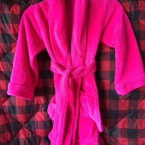 Fluffy kids bathrobe